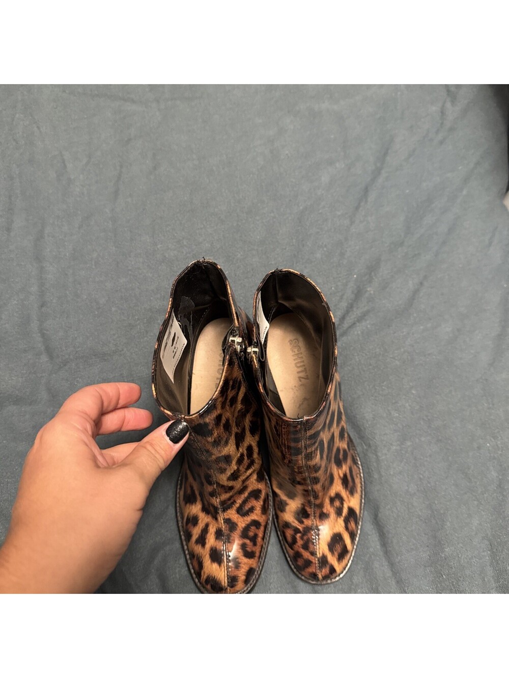 Schutz Faux Patent Leather Leopard Animal Print High Heel Ankle Booties Sz 8.5 - Picture 4 of 6